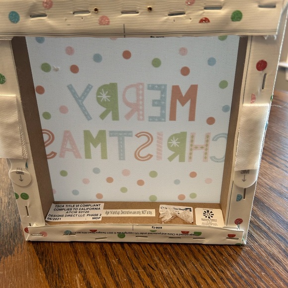 TRIO OF CANVAS CHRISTMAS DECOR SIGNS - Picture 8 of 9